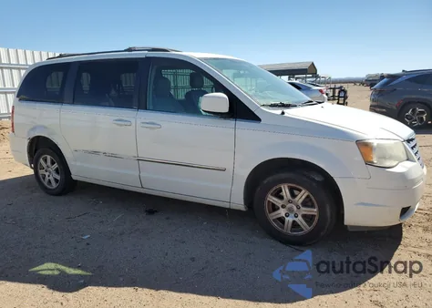 2010 Chrysler Town & Country Touring из США, поврежденный, VIN 2A4RR5DX5AR353160